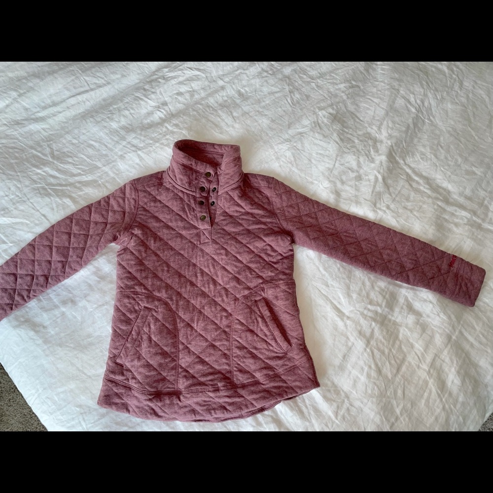 Marmot sweater